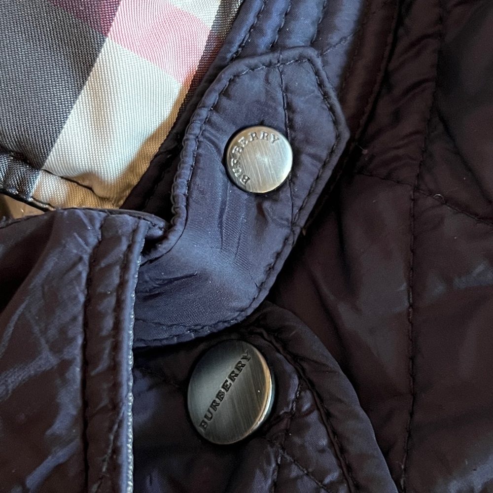 BURBERRY Children Quilted Jacket - Picture 8 of 16